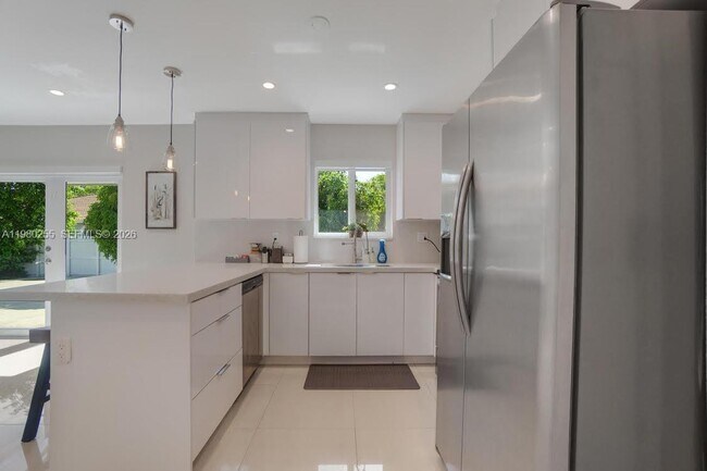 Building Photo - 20560 NW 17th Ave