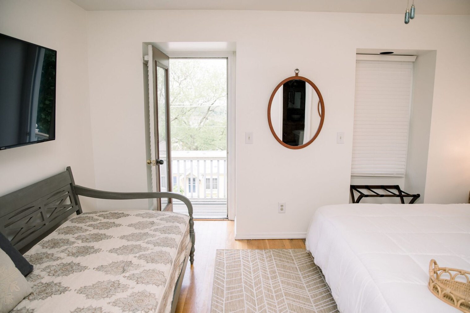 Building Photo - 507 S 2nd St