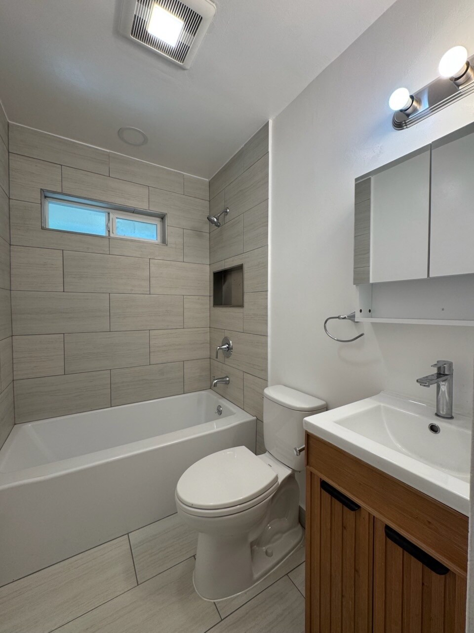 Building Photo - 2657 C St