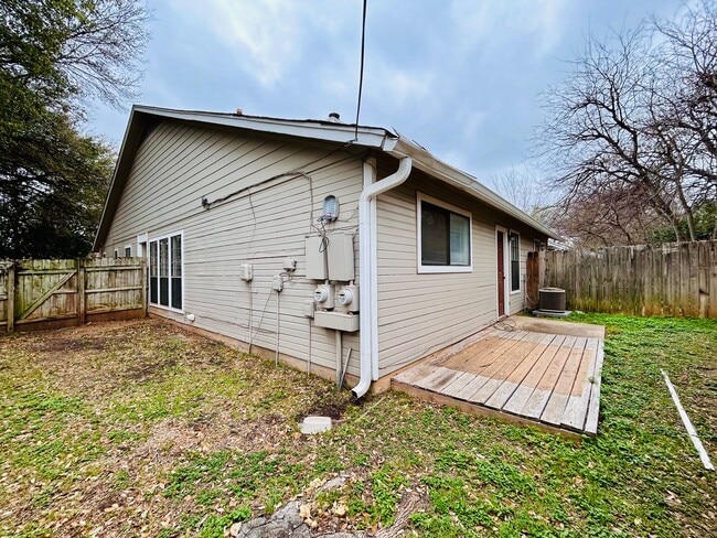 Building Photo - 9304 Kempler Dr