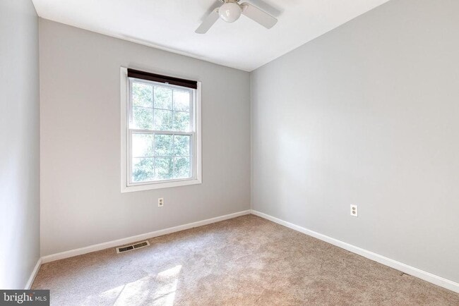 Building Photo - 1640 Mt Airy Ct