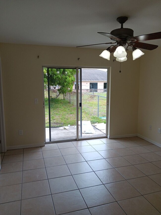 Building Photo - Coming Soon - May 12th - Call to schedule ...