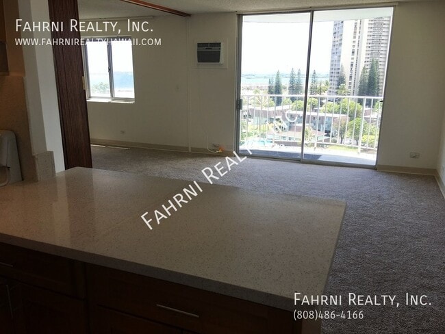 Building Photo - 98-1038 Moanalua 1404-