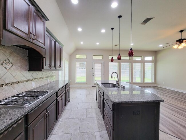Building Photo - 1314 Watercrest Park Ln