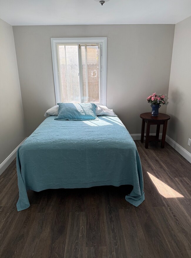 Building Photo - LAND CONTRACT (RENT-TO-OWN)