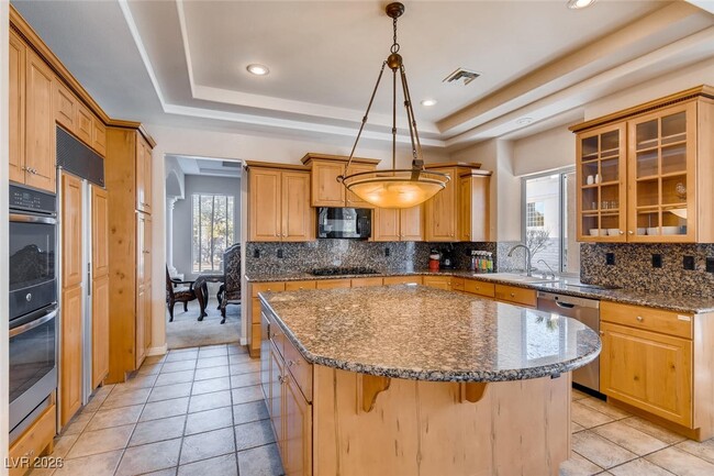 Building Photo - 1870 Columbia Crest Ct