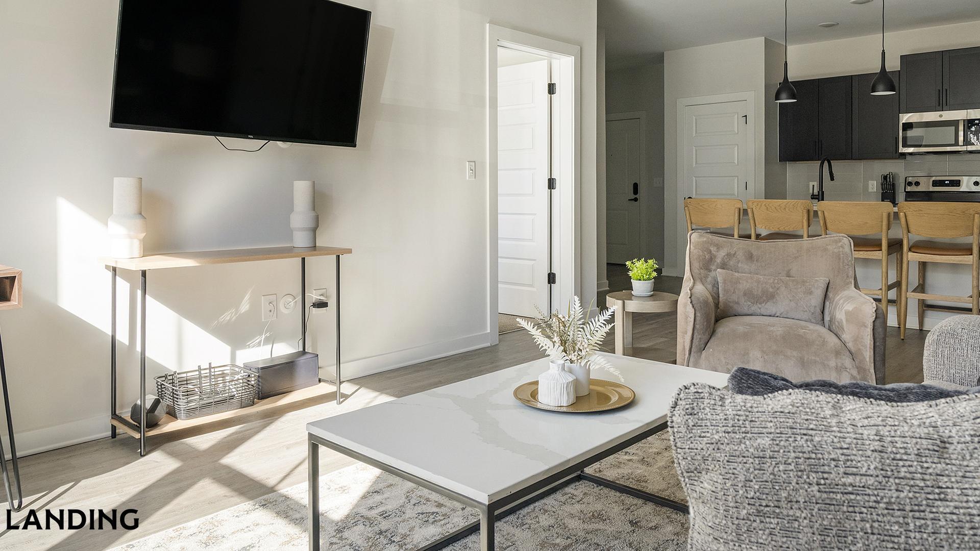 Building Photo - 1270 Hillcrest Dr