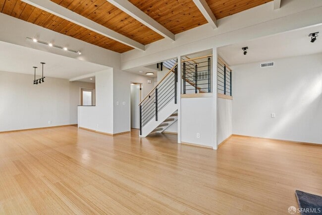 Building Photo - 241 Trinity Ave