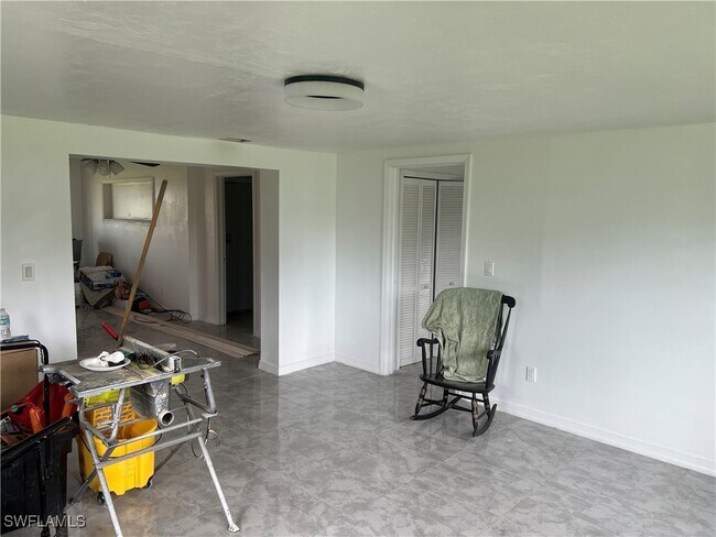 Building Photo - 160 Brooks Rd