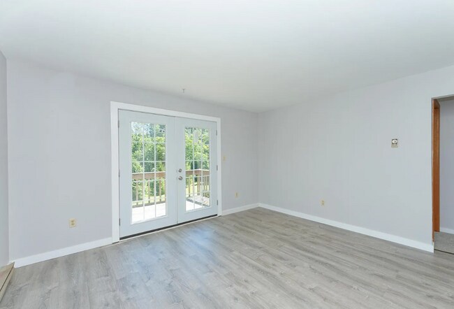 Building Photo - 6067 Veeder Rd
