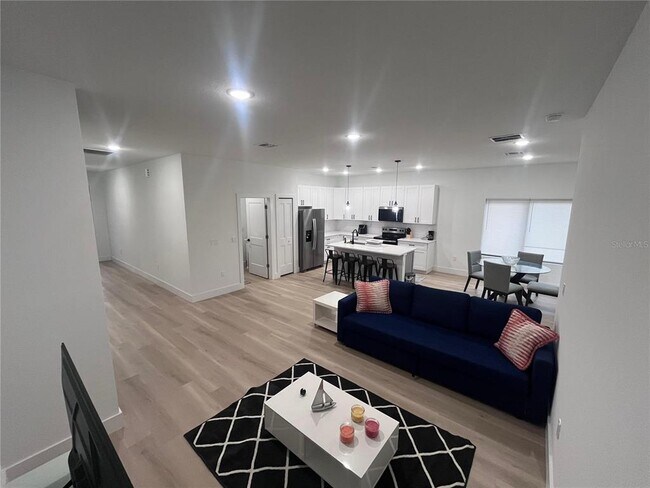 Building Photo - 2816 Silas Ave