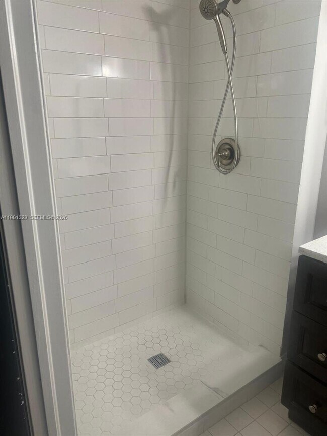 Building Photo - 438 NE 210th Cir Terrace