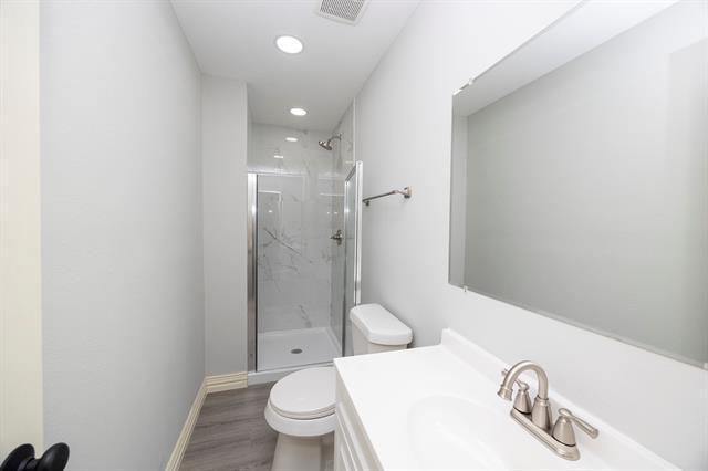 Building Photo - 9910 Dalrock Rd