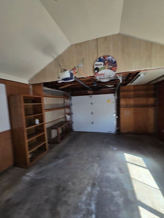 Building Photo - Warm and Welcoming 4bed/2 bath in beautiful Corvallis!