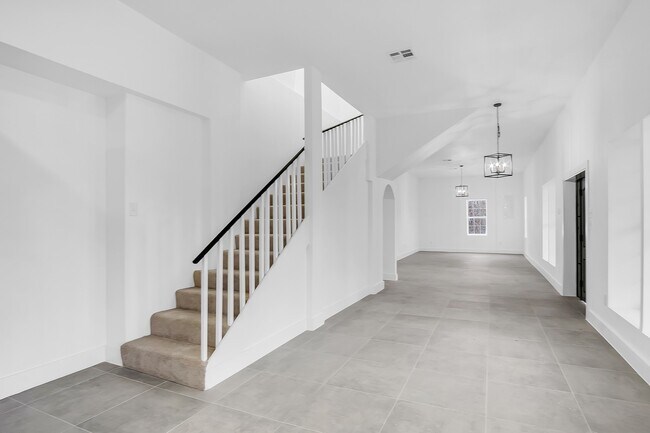 Building Photo - 17128 Spindle Oaks Dr
