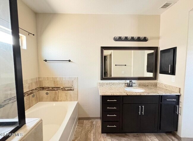 Building Photo - 14372 Angel D Garcia Ct