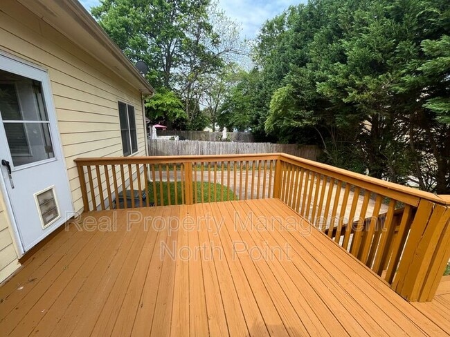 Building Photo - 1357 Eubanks Ave