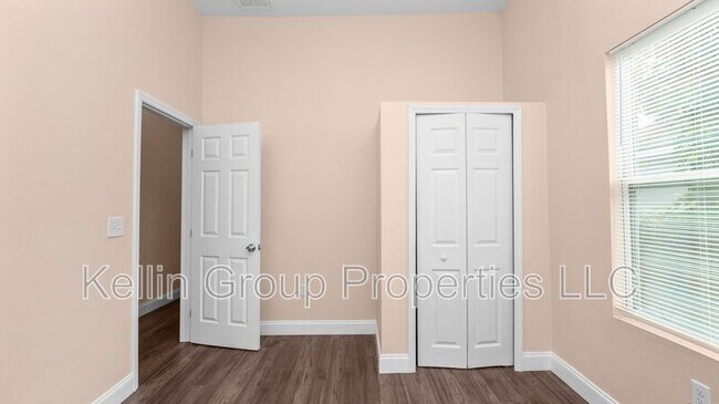 Building Photo - 2314 W Chestnut St