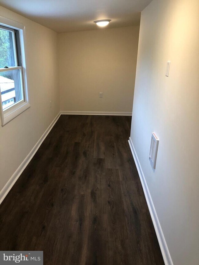 Building Photo - 2485 Williamsport Pike