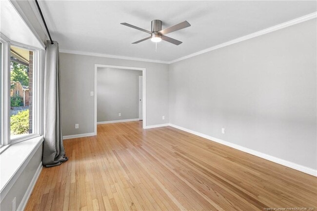 Building Photo - 221 Palomar St