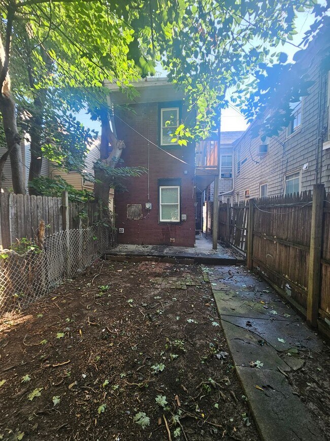 Building Photo - 46 N Hartley St