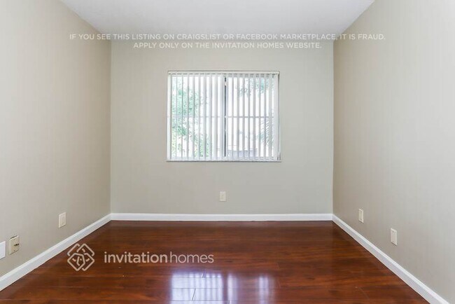 Building Photo - 10642 NW 1st Ct