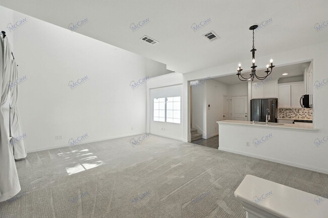 Building Photo - 4270 Cascade Sky Dr
