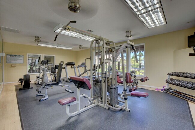 Building Photo - Ground Floor 2BD/2BA Condo in Gated Henderson Community – Resort-Style Amenities!