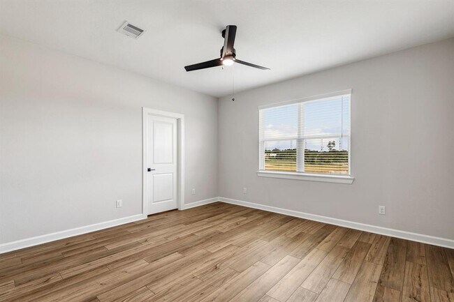 Building Photo - 15691 Honey Cv Dr