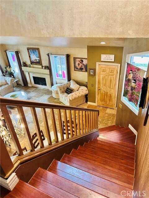 Building Photo - 1908 E Calico Dr