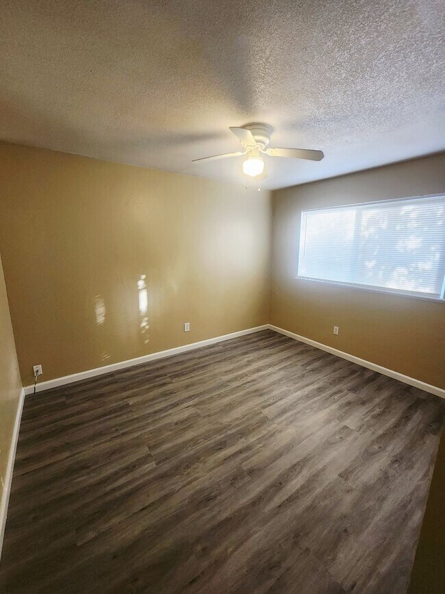 Building Photo - 5274 Heritage Dr