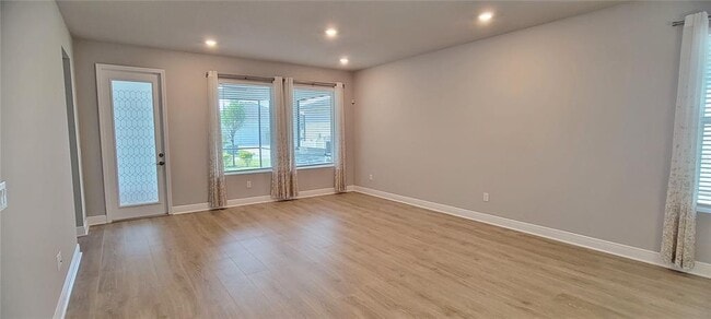 Building Photo - 28564 Sweet Persimmon Dr