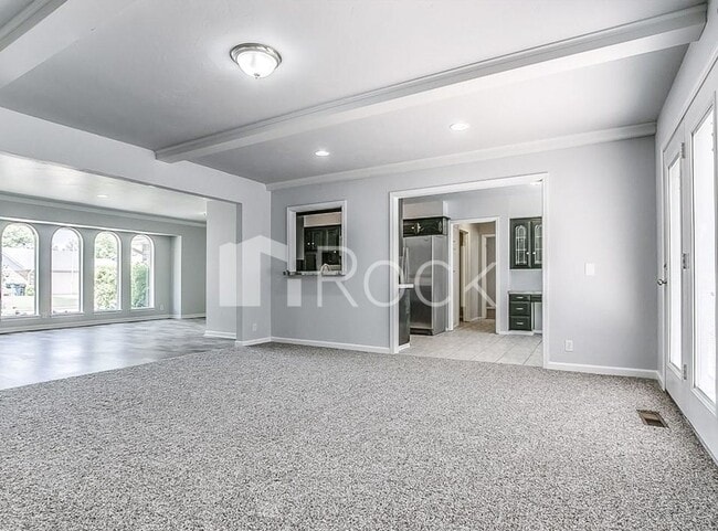 Building Photo - 12508 High Meadow Dr