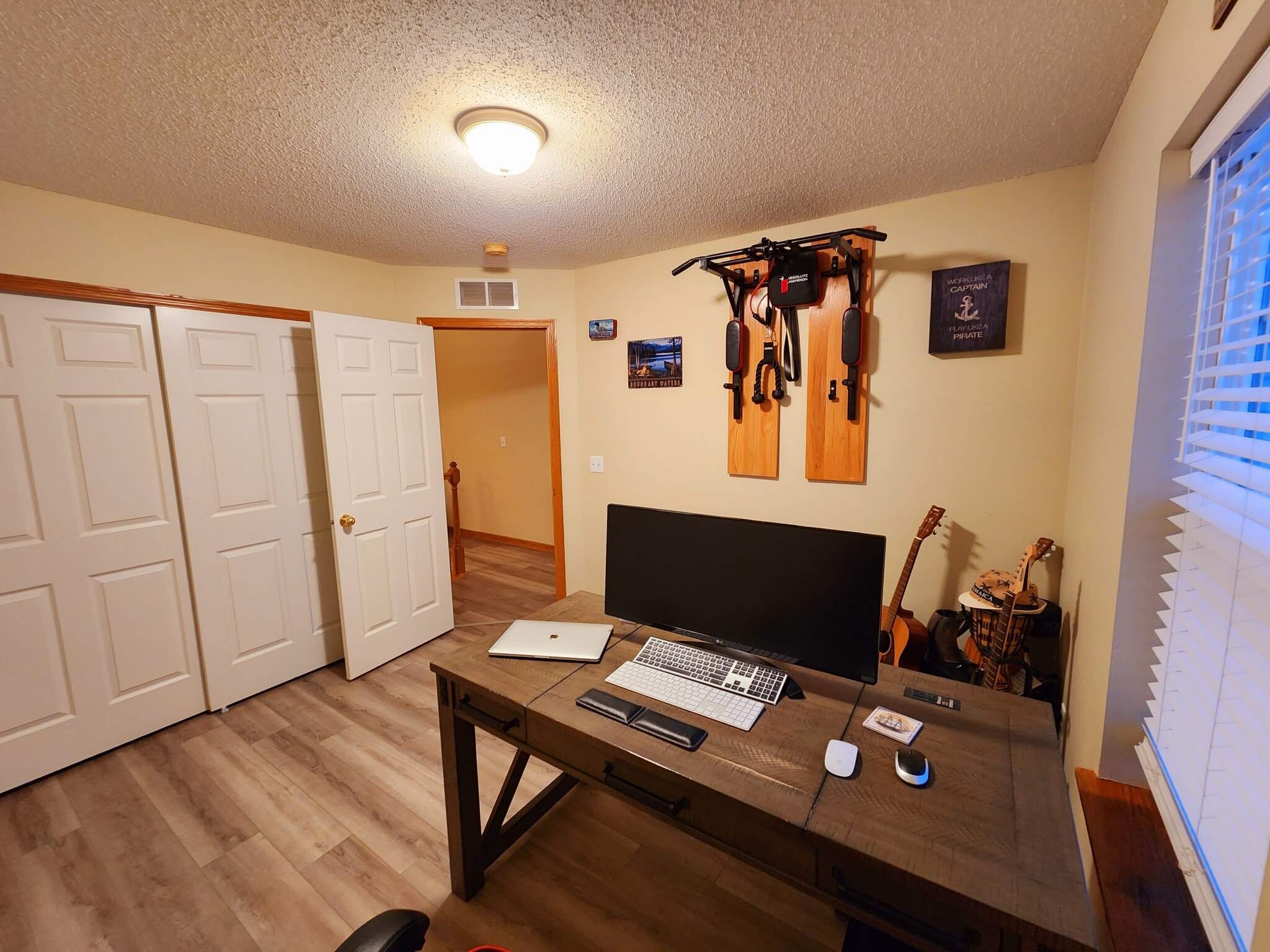 Building Photo - 862 Princeton Ave