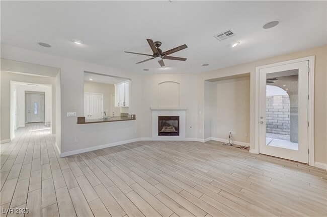 Building Photo - 536 Puenta Del Rey St