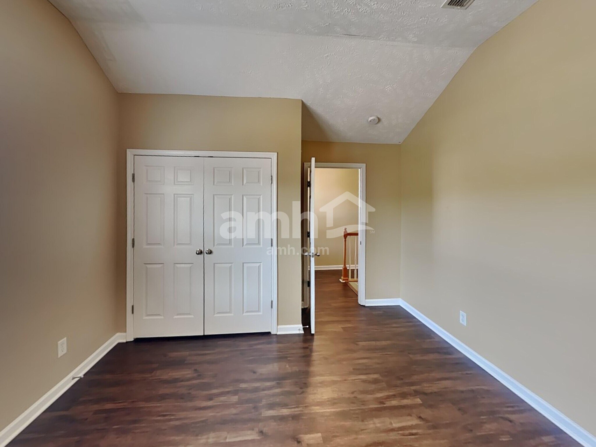 Building Photo - 5608 Hickory Park Dr