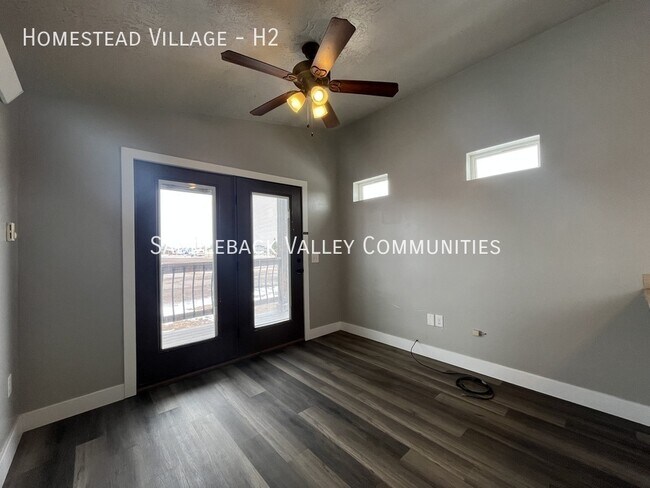 Building Photo - Homestead Village -H2