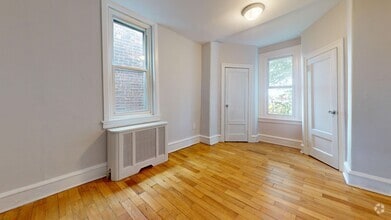 Building Photo - 3 Bedroom Home - OK for Section 8 Voucher ...