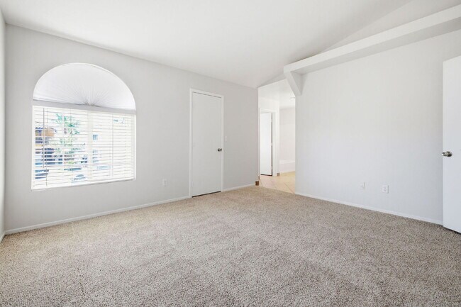 Building Photo - "Modern Comfort Close to Nellis Airforce Base: Spacious 3-Bed Home with 2.5 Baths in Vibrant Las ...