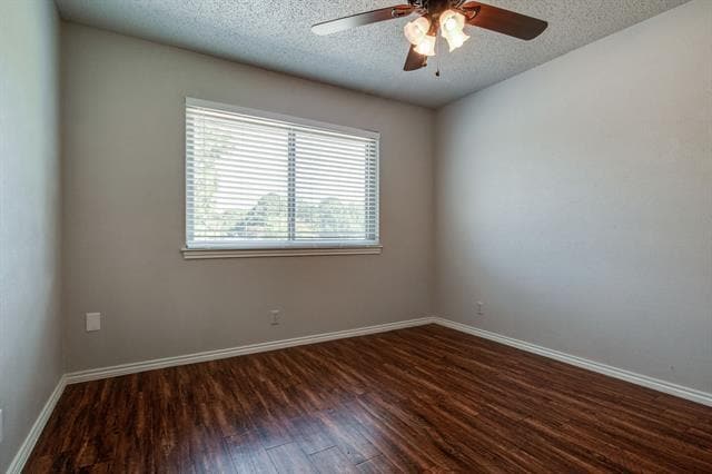 Building Photo - 1728 Stonegate Dr