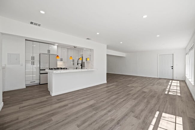 Building Photo - 1516 Jefferson St