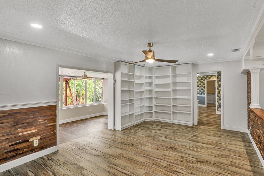 Building Photo - 149 Southwind Cir