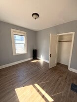 Building Photo - 57 Love Ln