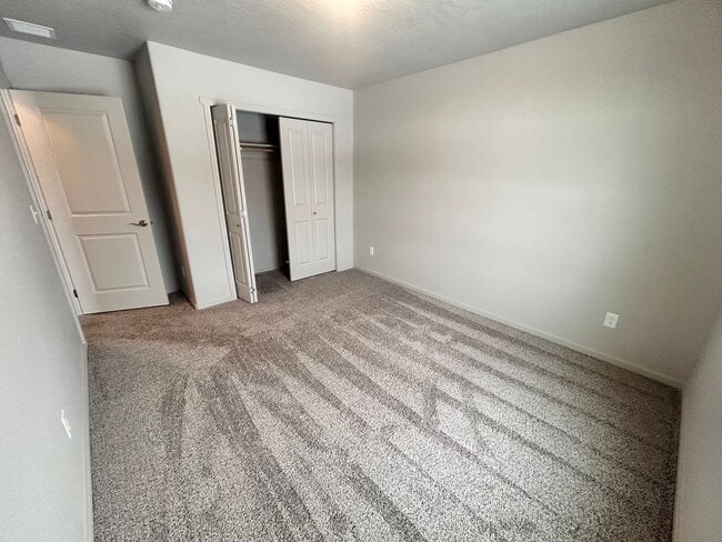 Building Photo - Stunning 3 Bed, 2.5 Bath Home in Spokane Valley!