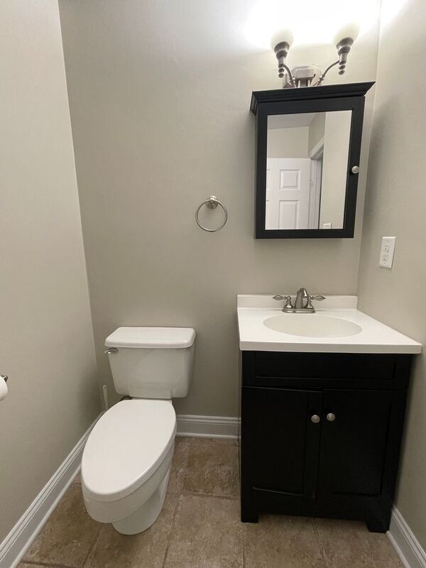 Building Photo - 2359 Boston St