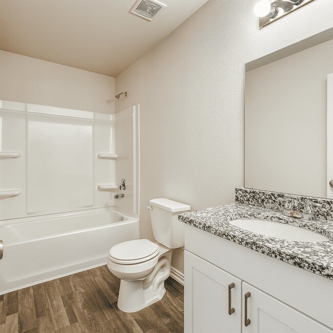 Building Photo - 15535 Taylorcrest Dr