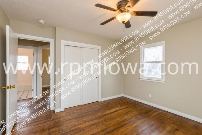 Building Photo - 1402 Linden Dr
