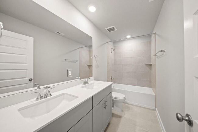 Building Photo - 1530 Copeland Dr