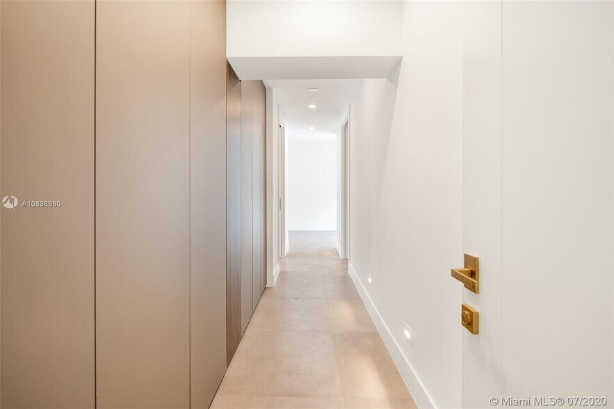 Building Photo - 13306 SW 58th Ct