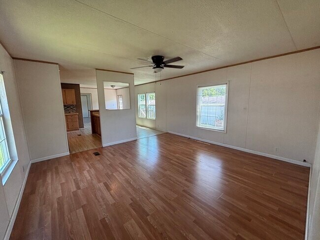 Building Photo - 10111 Piney Creek Ct